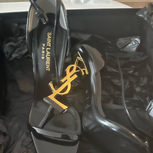YSL heels size 37. Worn twice. Paid $1,000 asking price 800. Still have the box. - Picture 1 of 4